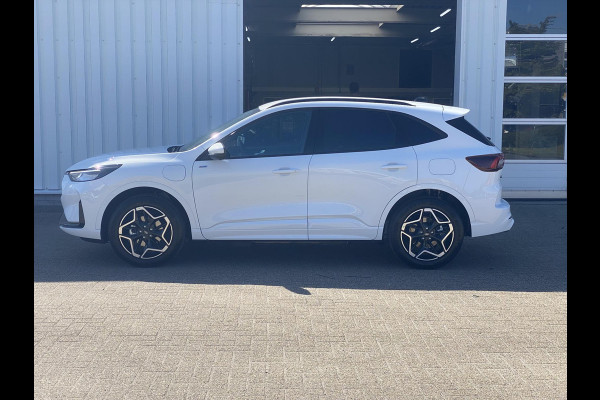 Ford Kuga 2.5 PHEV ST-Line 243 pk | Driver Assistance Pack | Wegklapbare trekhaak | 2.100 kg trekgewicht! | Winterpakket | 19 inch Licht metalen Velgen | €6.000,- prijsvoordeel!