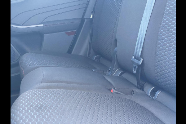 Ford Kuga 2.5 PHEV ST-Line 243 pk | Driver Assistance Pack | Wegklapbare trekhaak | 2.100 kg trekgewicht! | Winterpakket | 19 inch Licht metalen Velgen | €6.000,- prijsvoordeel!