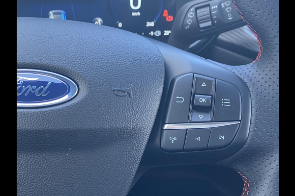 Ford Kuga 2.5 PHEV ST-Line 243 pk | Driver Assistance Pack | Wegklapbare trekhaak | 2.100 kg trekgewicht! | Winterpakket | 19 inch Licht metalen Velgen | €6.000,- prijsvoordeel!