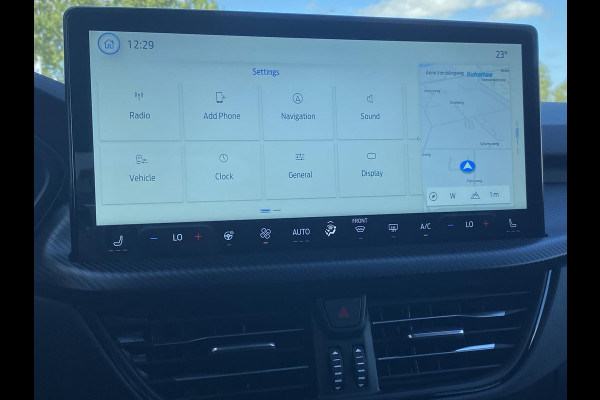 Ford Kuga 2.5 PHEV ST-Line 243 pk | Driver Assistance Pack | Wegklapbare trekhaak | 2.100 kg trekgewicht! | Winterpakket | 19 inch Licht metalen Velgen | €6.000,- prijsvoordeel!