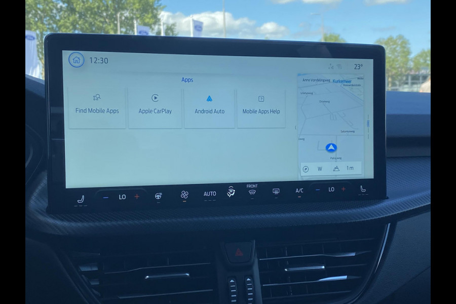 Ford Kuga 2.5 PHEV ST-Line 243 pk | Driver Assistance Pack | Wegklapbare trekhaak | 2.100 kg trekgewicht! | Winterpakket | 19 inch Licht metalen Velgen | €6.000,- prijsvoordeel!