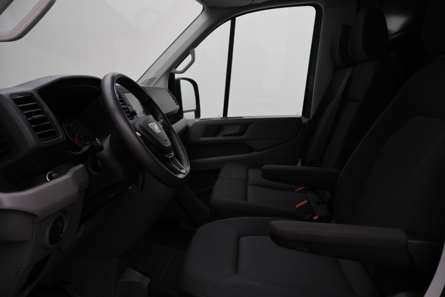 MAN TGE 35 2.0 TDI DSG 140 PK L3H3 (L2H2) 3-Zits, Airco, LED, Cruise, Camera, Apple Carplay, DAB, Trekhaak, 18''