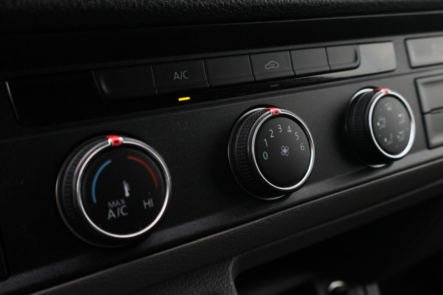 MAN TGE 35 2.0 TDI DSG 140 PK L3H3 (L2H2) 3-Zits, Airco, LED, Cruise, Camera, Apple Carplay, DAB, Trekhaak, 18''