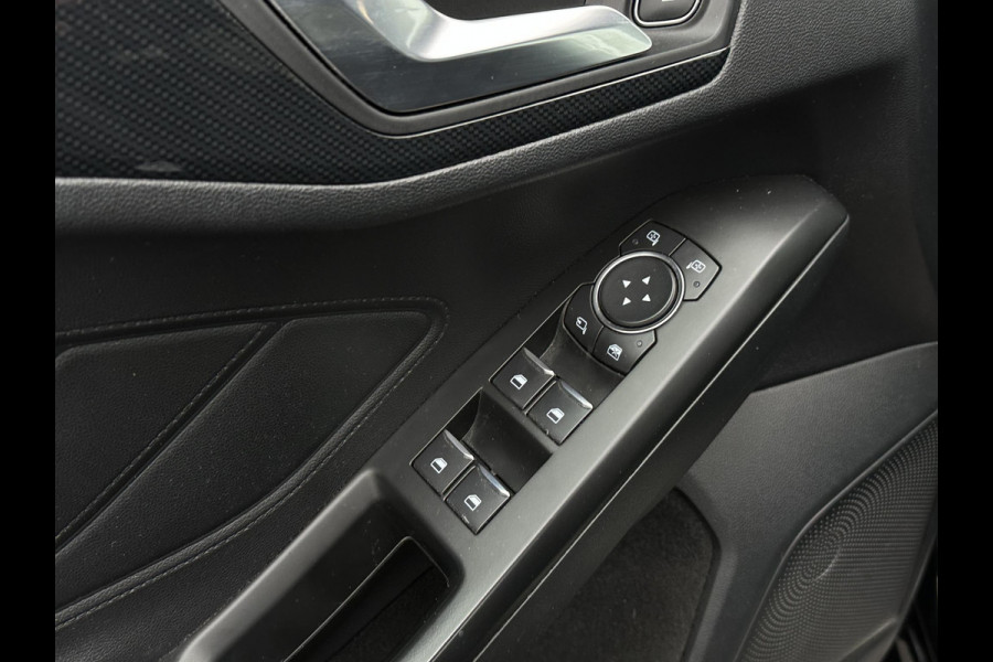 Ford FOCUS Wagon 1.0 EcoBoost ST Line Automaat Stoelverwarming Stuurverwarming