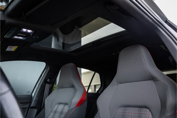 Volkswagen Golf 2.0 TSI GTI - Milltek | Panorama | IQ Light | H&K  | DCC