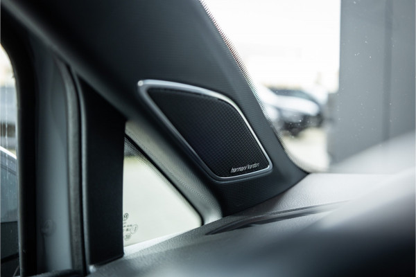 Volkswagen Golf 2.0 TSI GTI - Milltek | Panorama | IQ Light | H&K  | DCC