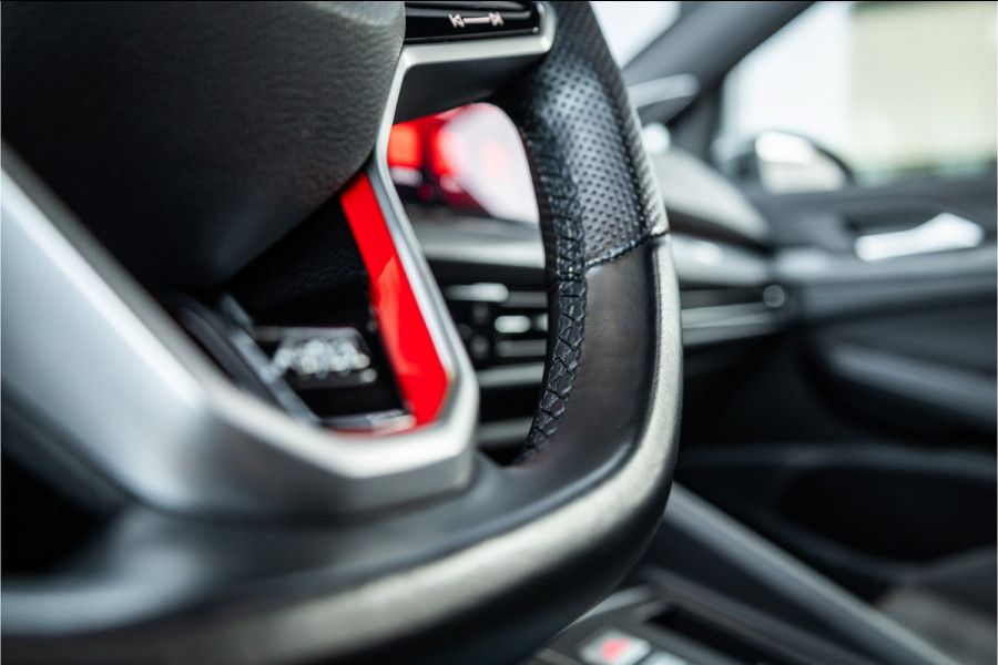 Volkswagen Golf 2.0 TSI GTI - Milltek | Panorama | IQ Light | H&K  | DCC