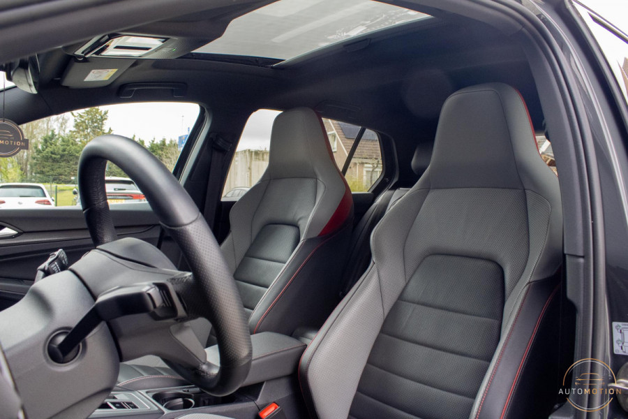 Volkswagen Golf 2.0 TSI GTI Pano Memory IQ Lights Harman Kardon