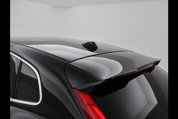 Volvo V40 2.0 T4 190 PK R-DESIGN SPORT + AFN. TREKHAAK | LED | SPORTSTOELEN | STOELVERW.