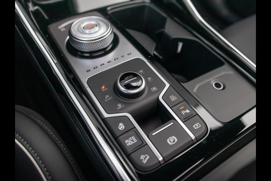 Kia Sorento 1.6 T-GDi Plug-in Hybrid 4WD ExecutiveLine 7p. | Panoramaschuifdak | 360 Camera | Stoelventilatie | Head-up display | Keyless | Dodehoekcamera | Bose Premium Sound
