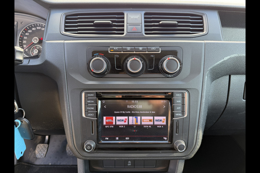 Volkswagen Caddy 2.0 TDI 102PK L1H1 19 inch Airco Cruise Control Carplay Trekhaak Maxton Design parts Navigatie Parkeersensoren