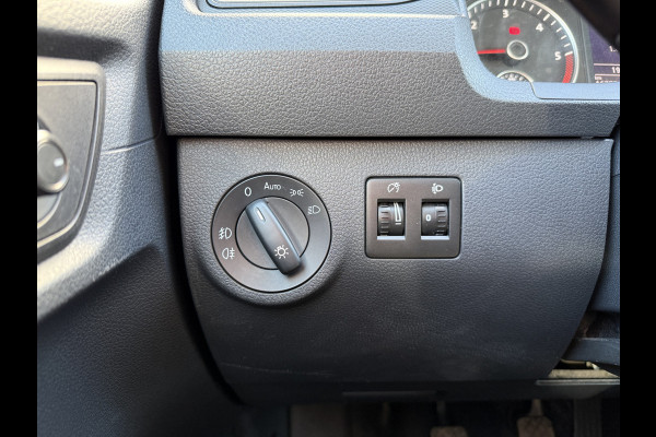 Volkswagen Caddy 2.0 TDI 102PK L1H1 19 inch Airco Cruise Control Carplay Trekhaak Maxton Design parts Navigatie Parkeersensoren