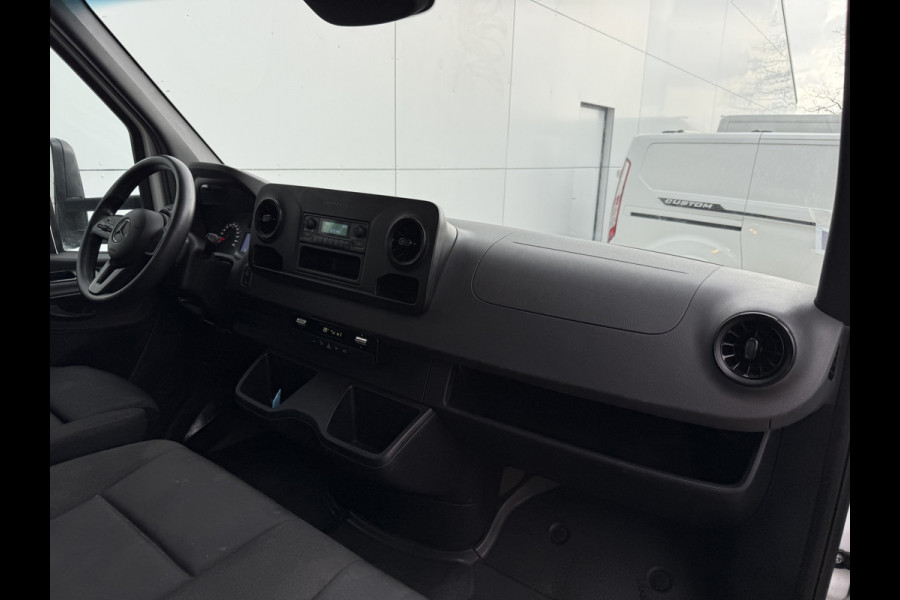 Mercedes-Benz Sprinter 514 2.2 CDI Automaat Achterdeuren Dubbellucht Handsfree Climate Control Cruise Control Koffer Meubelbak Bakwagen