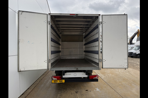 Mercedes-Benz Sprinter 514 2.2 CDI Automaat Achterdeuren Dubbellucht Handsfree Climate Control Cruise Control Koffer Meubelbak Bakwagen