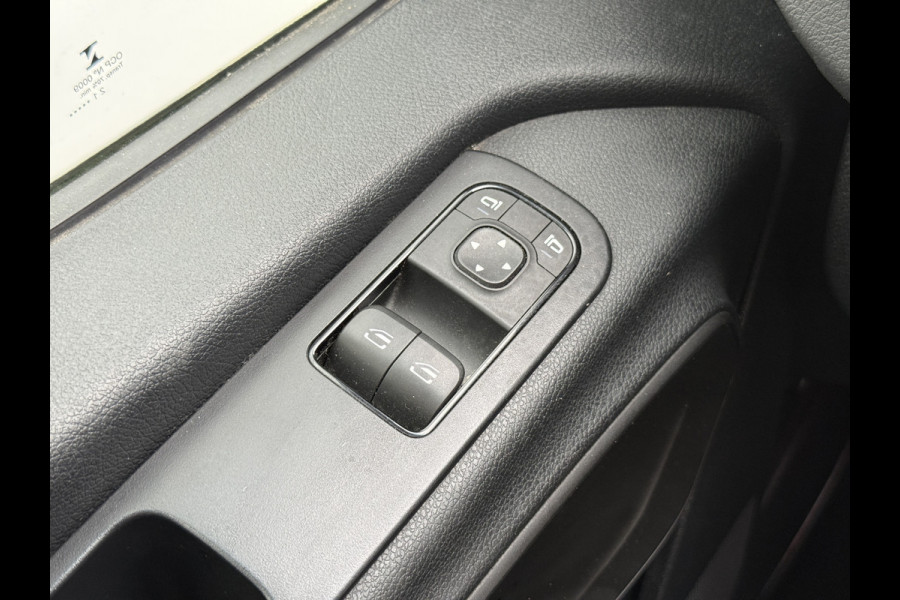 Mercedes-Benz Sprinter 514 2.2 CDI Automaat Achterdeuren Dubbellucht Handsfree Climate Control Cruise Control Koffer Meubelbak Bakwagen