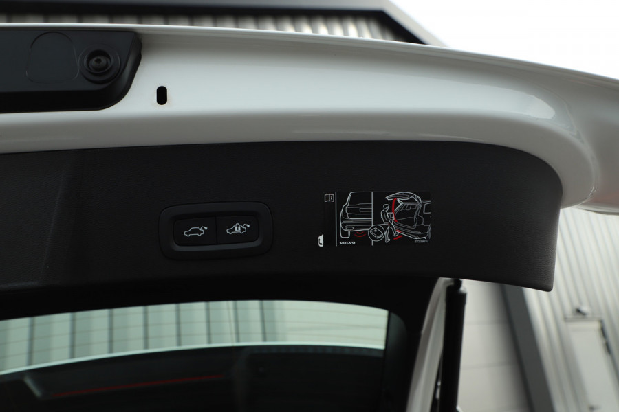 Volvo XC40 1.5 T4 Recharge Inscription Expression | 211PK | Keyless-go | Led | IntelliSafe | Carplay | Standkachel | Elek. Kofferklep | 202