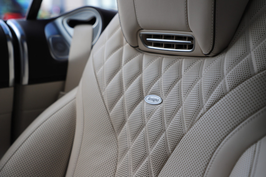 Mercedes-Benz S-Klasse Coupé 560 4-Matic V8 | 470PK | Designo | Massage | Luchtvering | Head-up | Burmester | Keyless-go | Pano | Distronic+ | NL-Auto