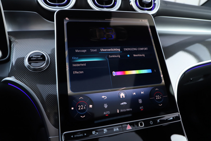 Mercedes-Benz GLC 300e AMG 4-Matic | 313PK | Massage | Keyless-go | Sfeerverlichting | Pano | Distronic+ | Stuurwielverw. | Stoelkoeling | 2024.