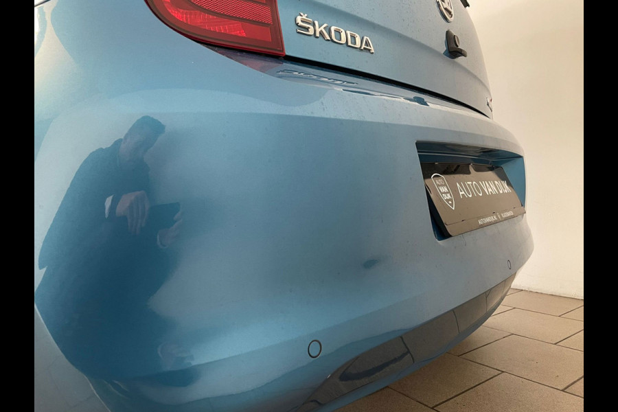 Škoda Citigo 1.0 Clever 75PK AIRCO CLIMA CRUISE STOELVERW BLUETOOTH PDC ZWART DAK SPECIAAL INTERIEUR NIEUWSTAAT