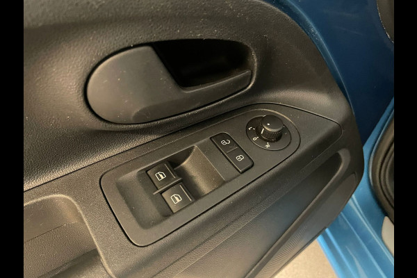 Škoda Citigo 1.0 Clever 75PK AIRCO CLIMA CRUISE STOELVERW BLUETOOTH PDC ZWART DAK SPECIAAL INTERIEUR NIEUWSTAAT