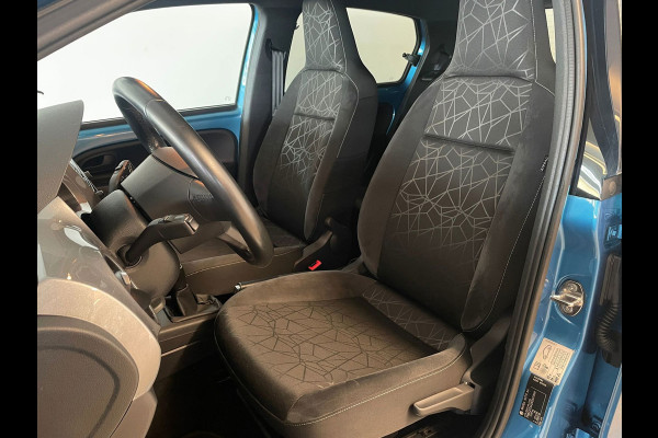 Škoda Citigo 1.0 Clever 75PK AIRCO CLIMA CRUISE STOELVERW BLUETOOTH PDC ZWART DAK SPECIAAL INTERIEUR NIEUWSTAAT