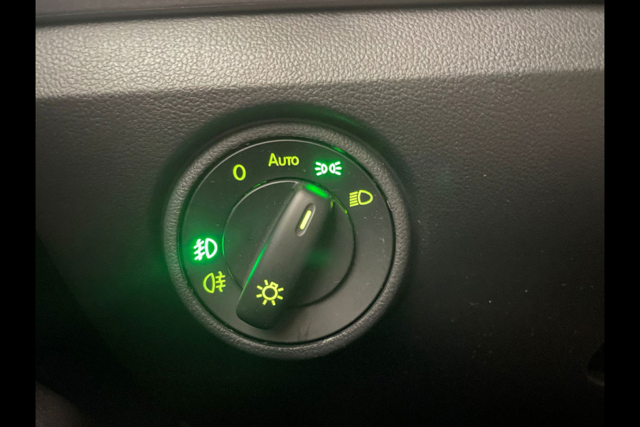 Škoda Citigo 1.0 Clever 75PK AIRCO CLIMA CRUISE STOELVERW BLUETOOTH PDC ZWART DAK SPECIAAL INTERIEUR NIEUWSTAAT