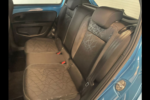 Škoda Citigo 1.0 Clever 75PK AIRCO CLIMA CRUISE STOELVERW BLUETOOTH PDC ZWART DAK SPECIAAL INTERIEUR NIEUWSTAAT