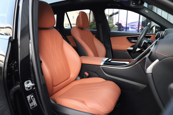 Mercedes-Benz GLC 400e AMG 4-Matic | 381PK | Achterasbesturing | Head-up | Luchtvering | Burmester | Keyless-go | Leder exclusief | Sfeerverlichti