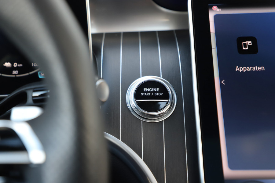 Mercedes-Benz GLC 400e AMG 4-Matic | 381PK | Achterasbesturing | Head-up | Luchtvering | Burmester | Keyless-go | Leder exclusief | Sfeerverlichti