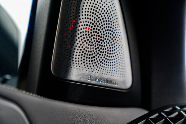 BMW X5 XDrive50e | Luchtvering | Bowers&Wilkins | Stoelverkoeling | Massage | 360 | Stuurwielverwarming | AR | Head Up Display