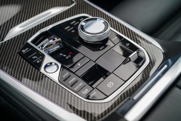 BMW X5 XDrive50e | Luchtvering | Bowers&Wilkins | Stoelverkoeling | Massage | 360 | Stuurwielverwarming | AR | Head Up Display