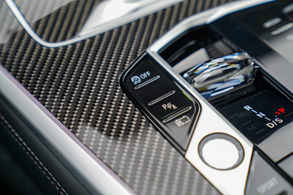 BMW X5 XDrive50e | Luchtvering | Bowers&Wilkins | Stoelverkoeling | Massage | 360 | Stuurwielverwarming | AR | Head Up Display