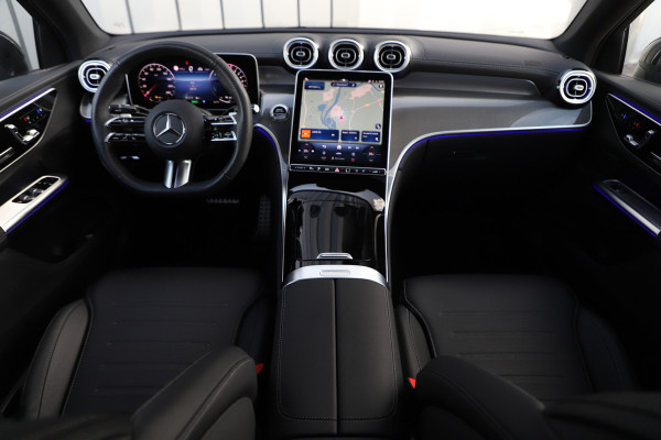 Mercedes-Benz GLC Coupé 300e AMG 4-Matic | 313PK | Pano | Keyless-go | Sfeerverlichting | Digital-light | Leder | Distronic+ | Stuurwielverw. | 20