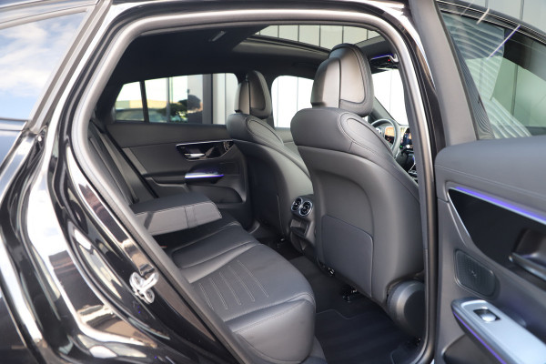 Mercedes-Benz GLC Coupé 300e AMG 4-Matic | 313PK | Pano | Keyless-go | Sfeerverlichting | Digital-light | Leder | Distronic+ | Stuurwielverw. | 20
