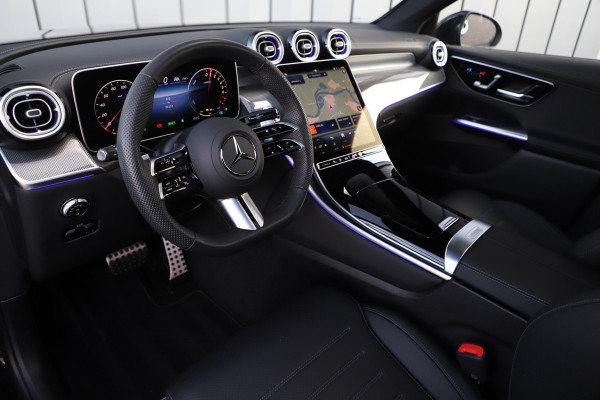 Mercedes-Benz GLC Coupé 300e AMG 4-Matic | 313PK | Pano | Keyless-go | Sfeerverlichting | Digital-light | Leder | Distronic+ | Stuurwielverw. | 20