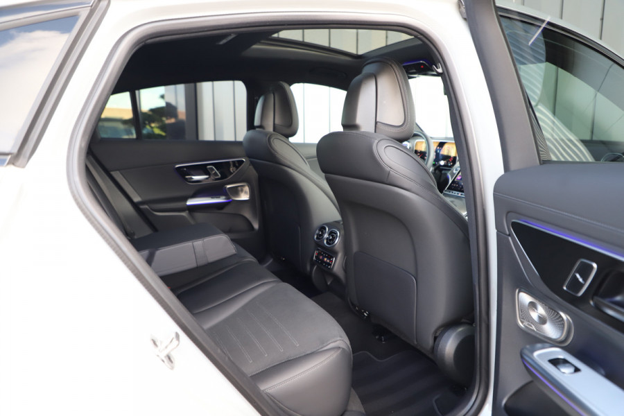 Mercedes-Benz GLC Coupé 300e AMG 4-Matic | 313PK | Head-up | Keyless-go | Burmester | Pano | Sfeerverlichting | Digital-light | Distronic+ | 2025.