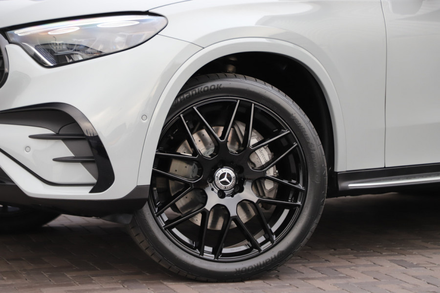 Mercedes-Benz GLC Coupé 300e AMG 4-Matic | 313PK | Head-up | Keyless-go | Burmester | Pano | Sfeerverlichting | Digital-light | Distronic+ | 2025.