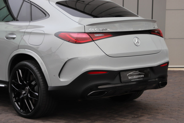 Mercedes-Benz GLC Coupé 300e AMG 4-Matic | 313PK | Head-up | Keyless-go | Burmester | Pano | Sfeerverlichting | Digital-light | Distronic+ | 2025.