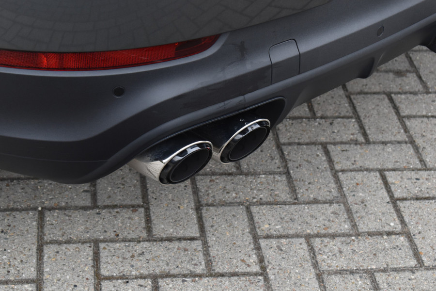 Porsche Cayenne 3.0 E-Hybrid 470pk Sport Chrono | Pano | Matrix | ACC | 21'' Wielen | Bose | Trekhaak | Orig. NL |