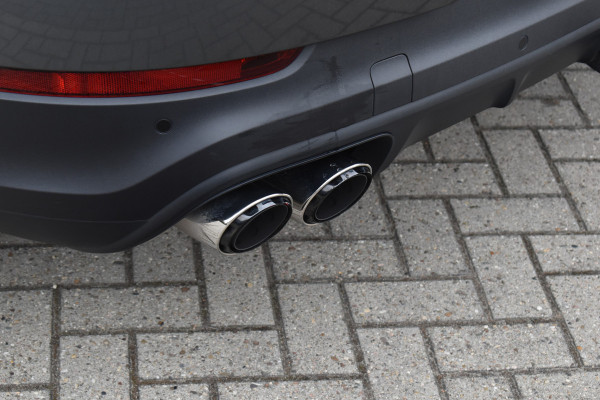 Porsche Cayenne 3.0 E-Hybrid 470pk Sport Chrono | Pano | Matrix | ACC | 21'' Wielen | Bose | Trekhaak | Orig. NL |