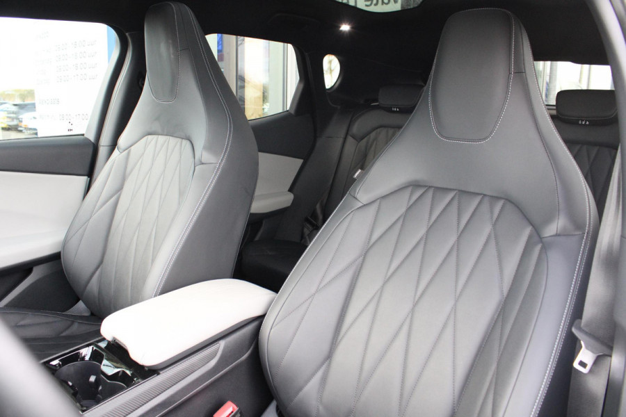 Ford Capri Premium Extended Range RWD 77 kWh | Panoramadak | 360 graden camera | Head up Display