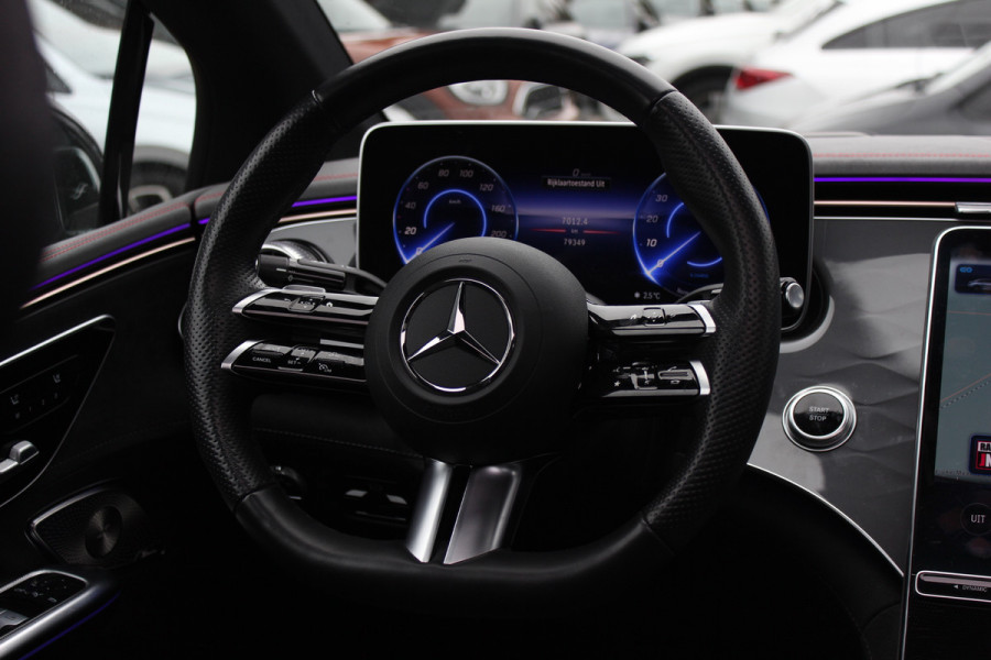 Mercedes-Benz EQE 350 AMG Line 89 kWh / SoH 95,7% / Panoramadak / Camera / Achterasbesturing / Head-up / Luxe Leder / Premium Plus-pakket / Stoelventilatie + Verwarming + Massage / Navigatie / Dodehoek / DAB / ACC