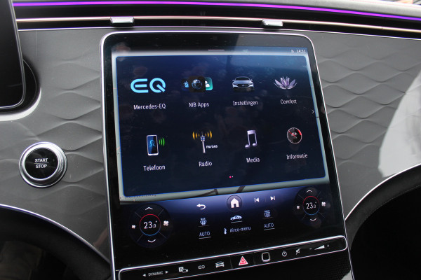 Mercedes-Benz EQE 350 AMG Line 89 kWh / SoH 95,7% / Panoramadak / Camera / Achterasbesturing / Head-up / Luxe Leder / Premium Plus-pakket / Stoelventilatie + Verwarming + Massage / Navigatie / Dodehoek / DAB / ACC