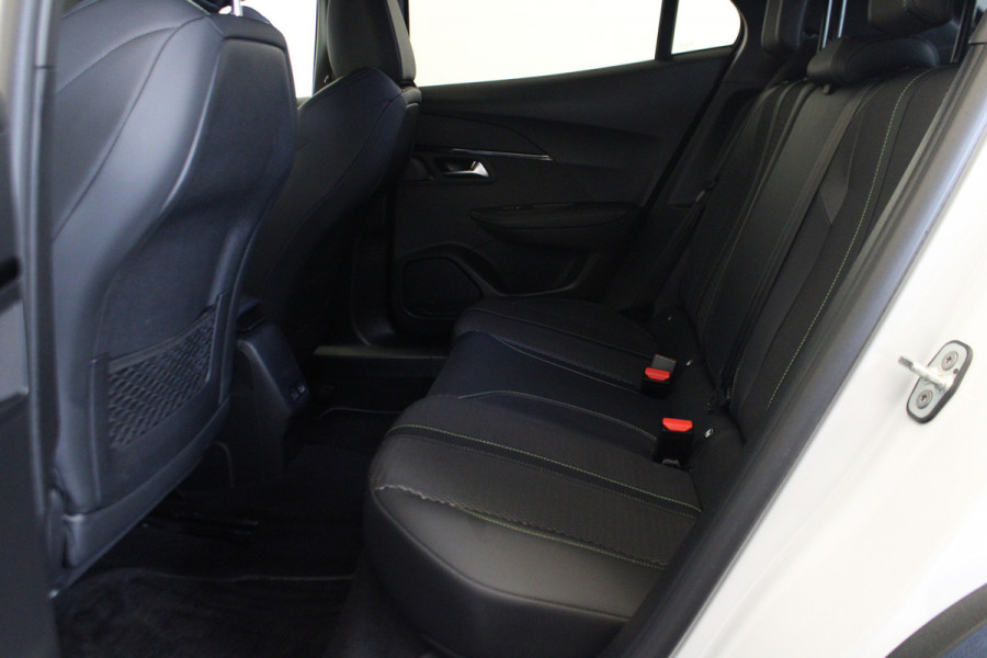 Peugeot 2008 1.2 PureTech 130 GT |Camera|Navi| *Pasen Geopend!*