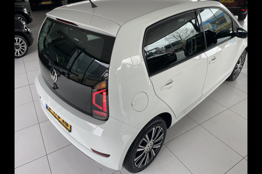 Volkswagen up! 1.0 Airco - Licht metalen velgen 16 inch - Elektrische ramen - Led verlichting - Bluetooth - Radio - Start/stop systeem - Centrale vergrendeling met afstandsbediening
