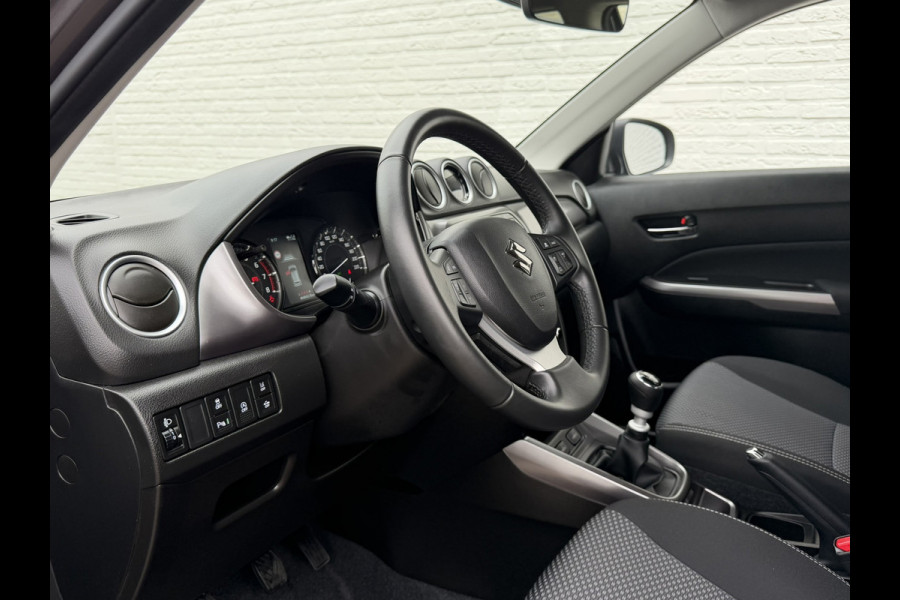 Suzuki Vitara 1.4 Boosterjet Hybrid Camera+Pdc Led Stoelverwarming Adapt Cruise carplay Dab+ Carplay Navi