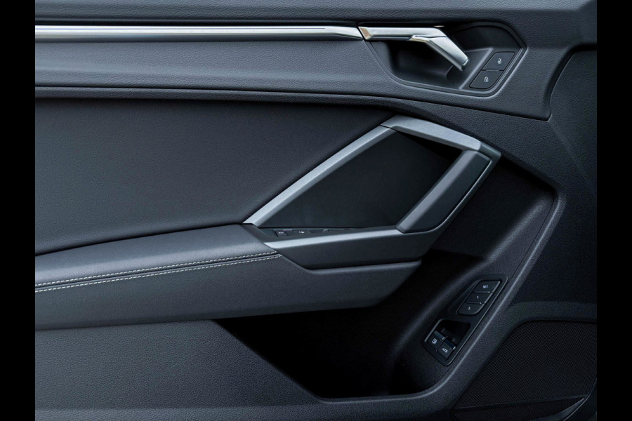 Audi Q3 Sportback 45TFSI e 245pk S-Tronic Competition S Edition S-Line 1é Eig Audi Exclusive|Leder|ACC|Ambiance|Camera|Matrix|RSQ3