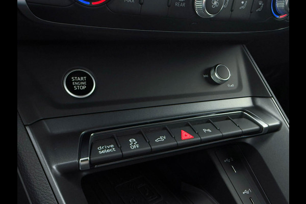 Audi Q3 Sportback 45TFSI e 245pk S-Tronic Competition S Edition S-Line 1é Eig Audi Exclusive|Leder|ACC|Ambiance|Camera|Matrix|RSQ3