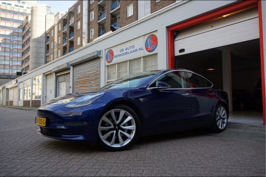 Tesla Model 3 Long Range AWD 75 kWh | BTW AUTO | Orig Nederlands | Auto Pilot | Panoramadak | Prachtige staat en staat van onderhoud |