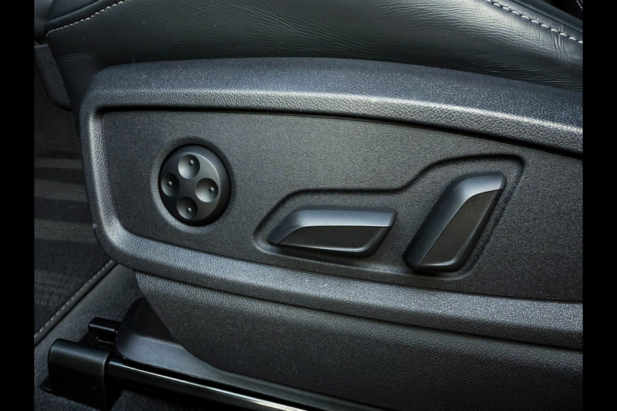 Audi Q5 55TFSI e 367PK Quattro Competition S Edition S-Line 1é Eig!|Pano|Luchtvering|S5-stoelen|HD Matrix|Carbon|Trekhaak|Ambiance